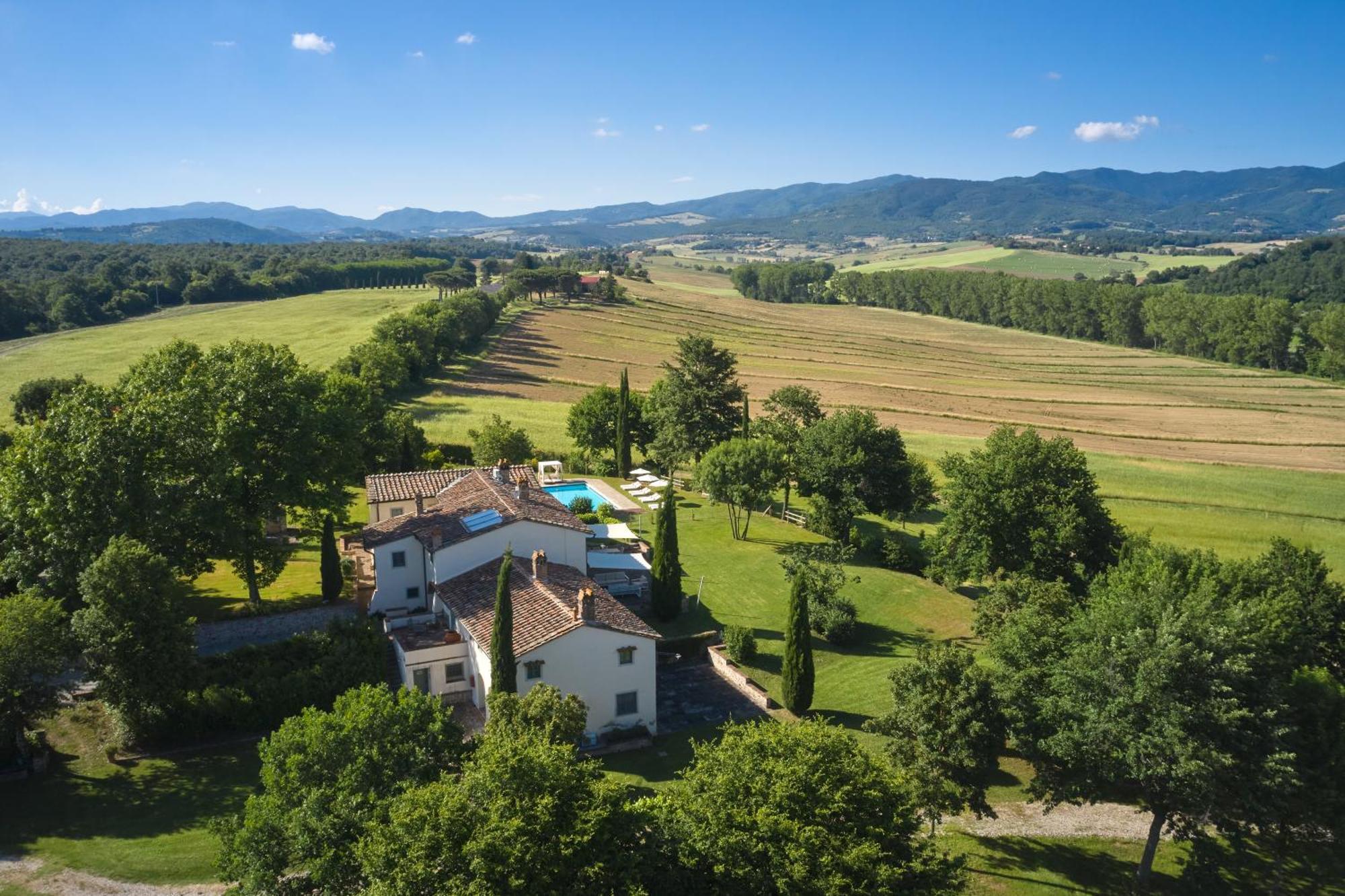 Villa Colonica Tuori At Tenuta Schifanoia サン・ピエーロ・ア・シエーヴェ エクステリア 写真